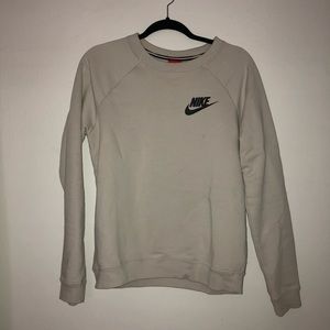 Nike Tops - Nike Sweatshirt Nike Tops - Nike Sweatshirt